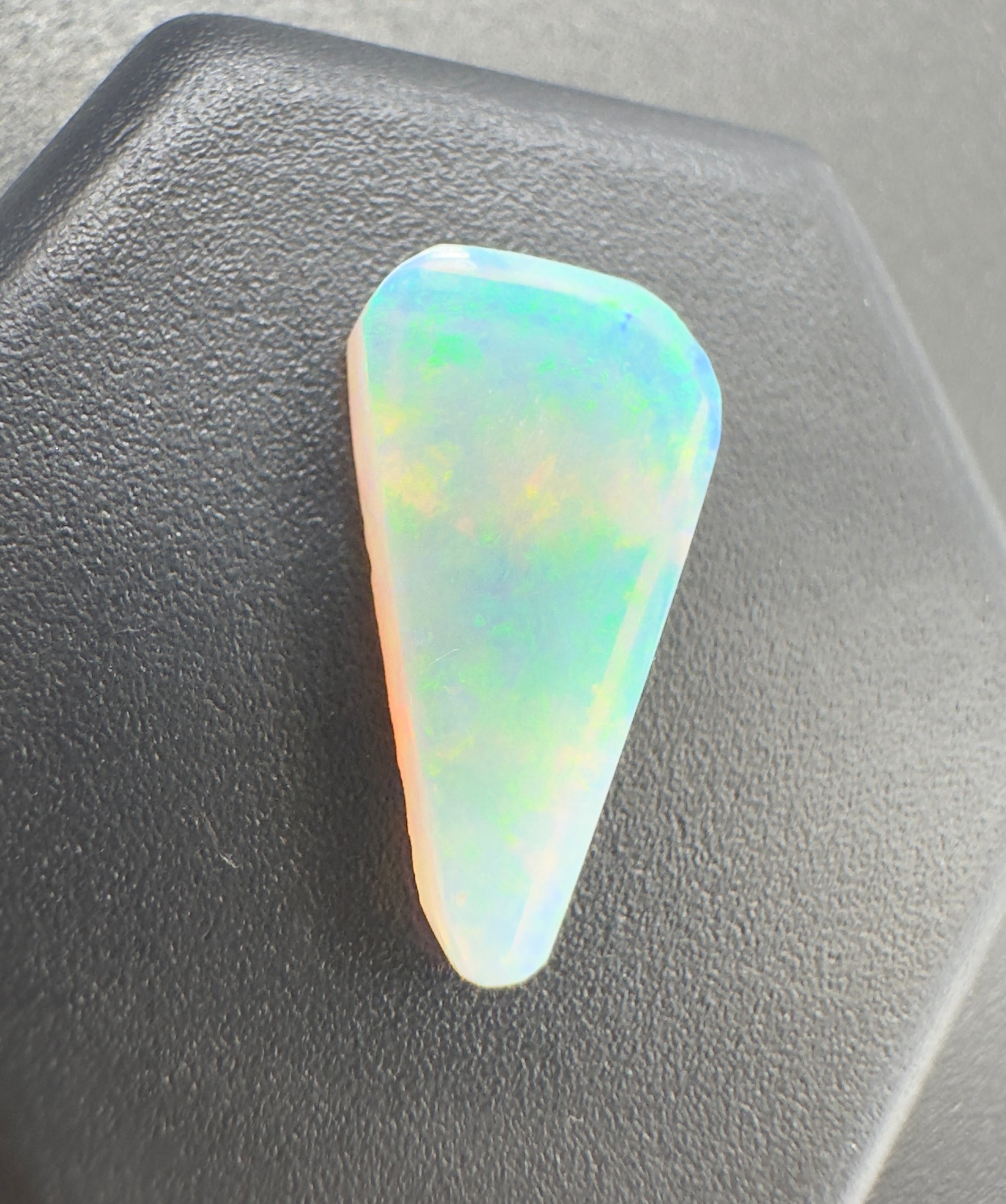 Australian Lightning Ridge Opal 1.1carat Solid Hand Cut Luxury - Iona Opal Australia