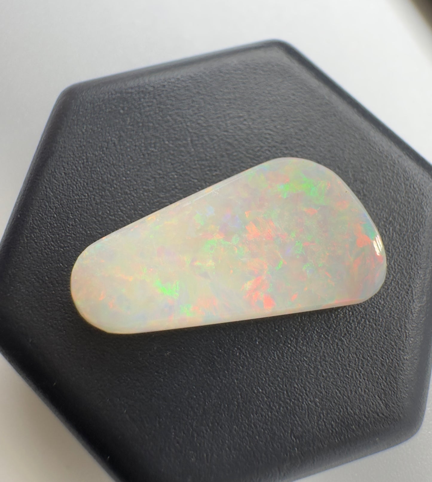 Australian Coober Pedy Opal 2.1carat Solid Hand Cut Luxury - Iona Opal Australia