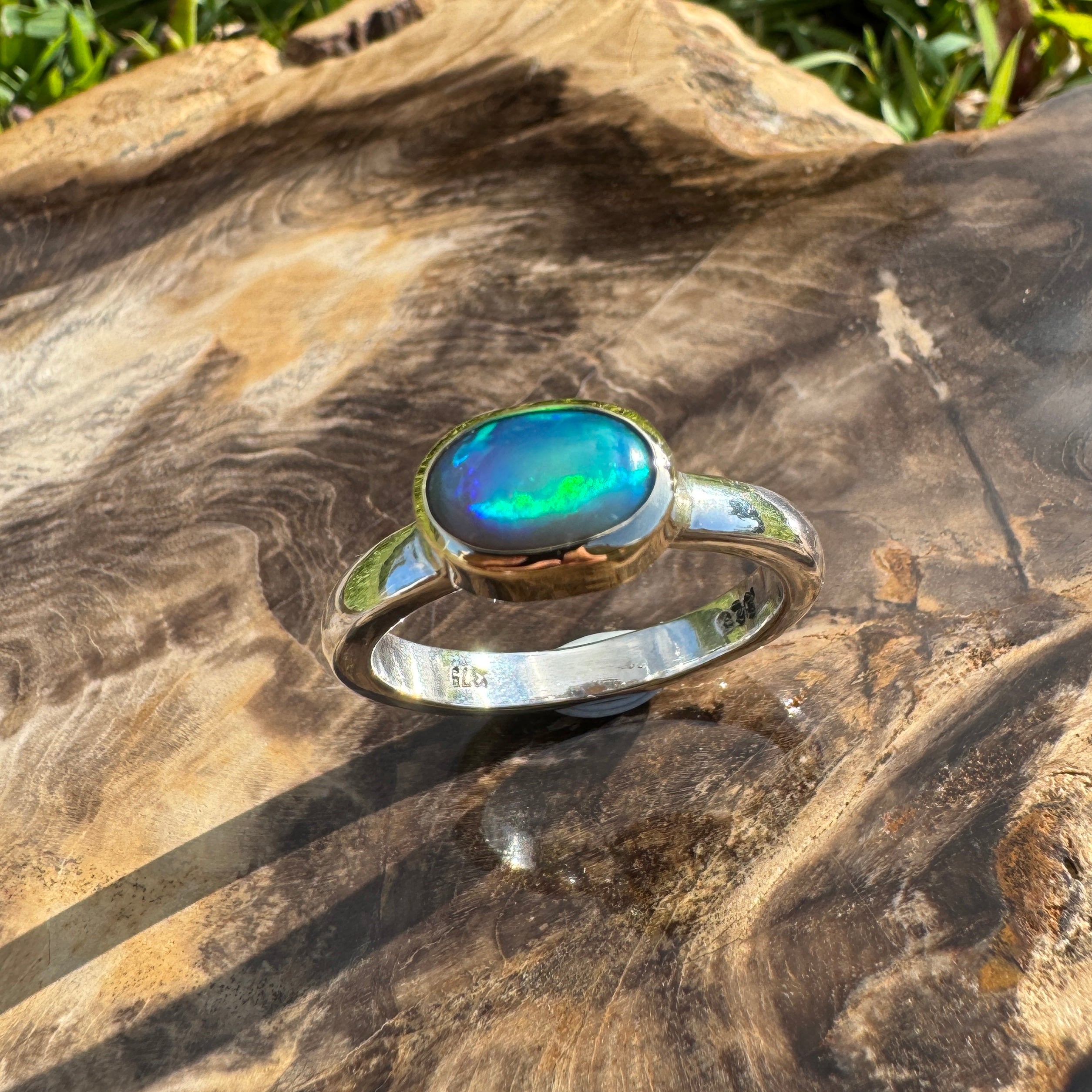 Coral Bay Glow - 1.7ct Solid Lightning Ridge Black Opal Two-Tone 9ct Gold & 925 Sterling Silver Ring
