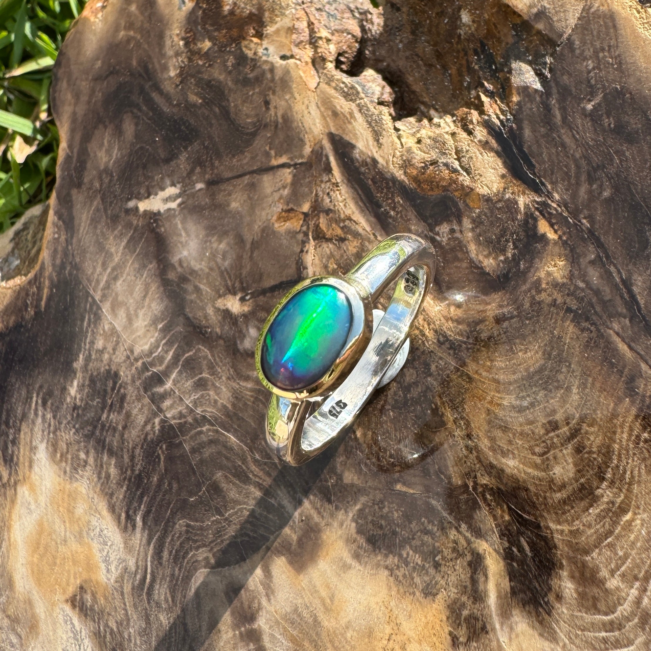 Coral Bay Glow - 1.7ct Solid Lightning Ridge Black Opal Two-Tone 9ct Gold & 925 Sterling Silver Ring