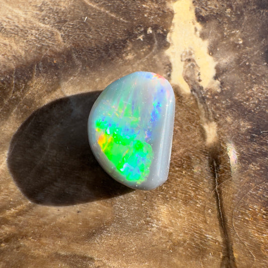 Lightning Ridge Semi Black Opal 0.8carat Solid Hand-Cut