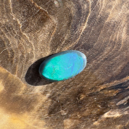 Lightning Ridge Black Opal 0.3carat Solid Hand-Cut