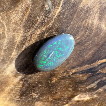 Lightning Ridge Black Opal 0.3carat Solid Hand-Cut