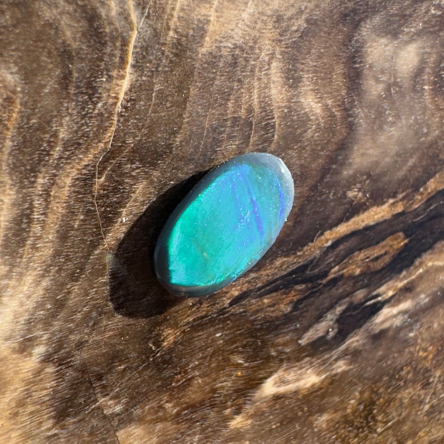 Lightning Ridge Black Opal 0.3carat Solid Hand-Cut