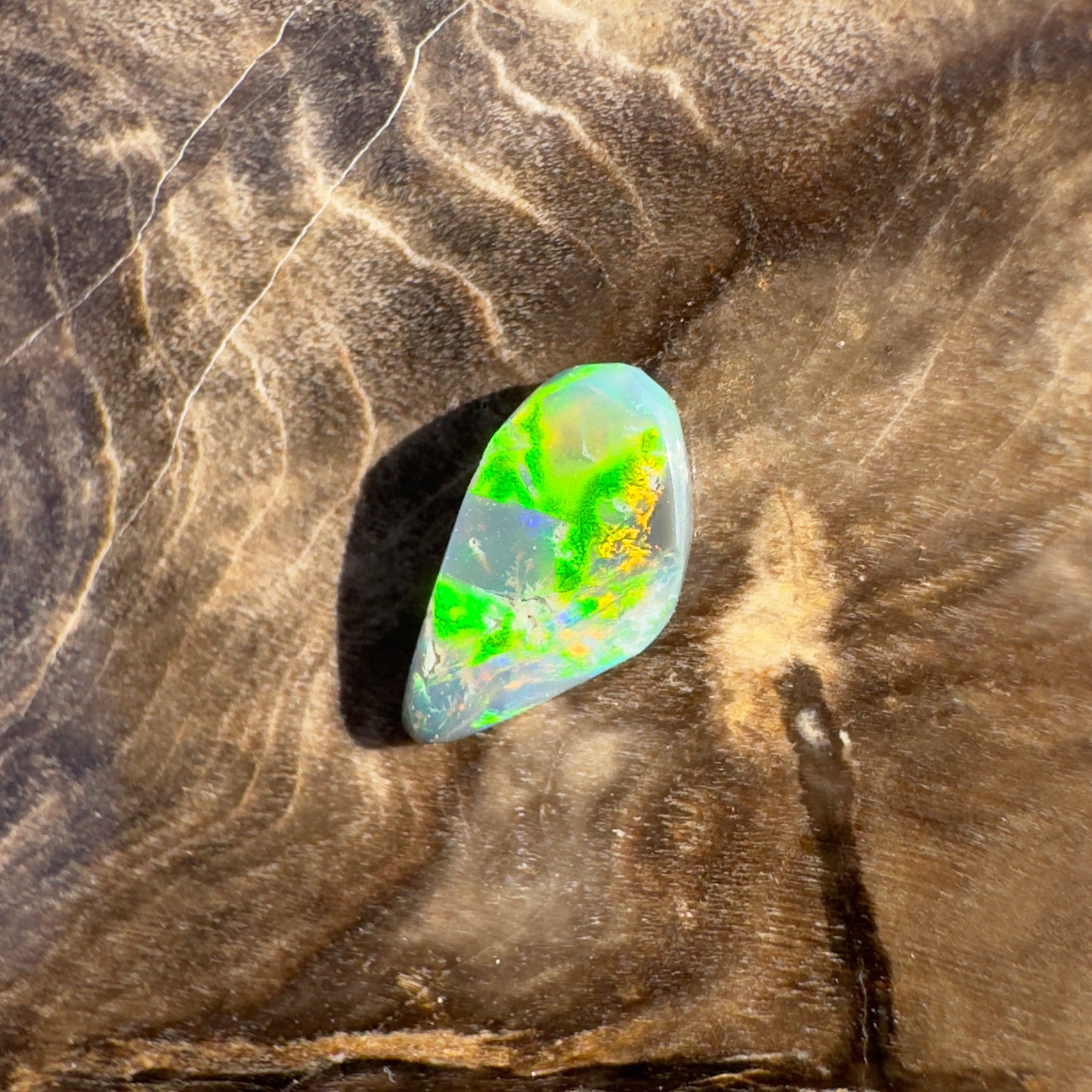 Lightning Ridge Semi Black Opal 0.4carat Solid Hand-Cut