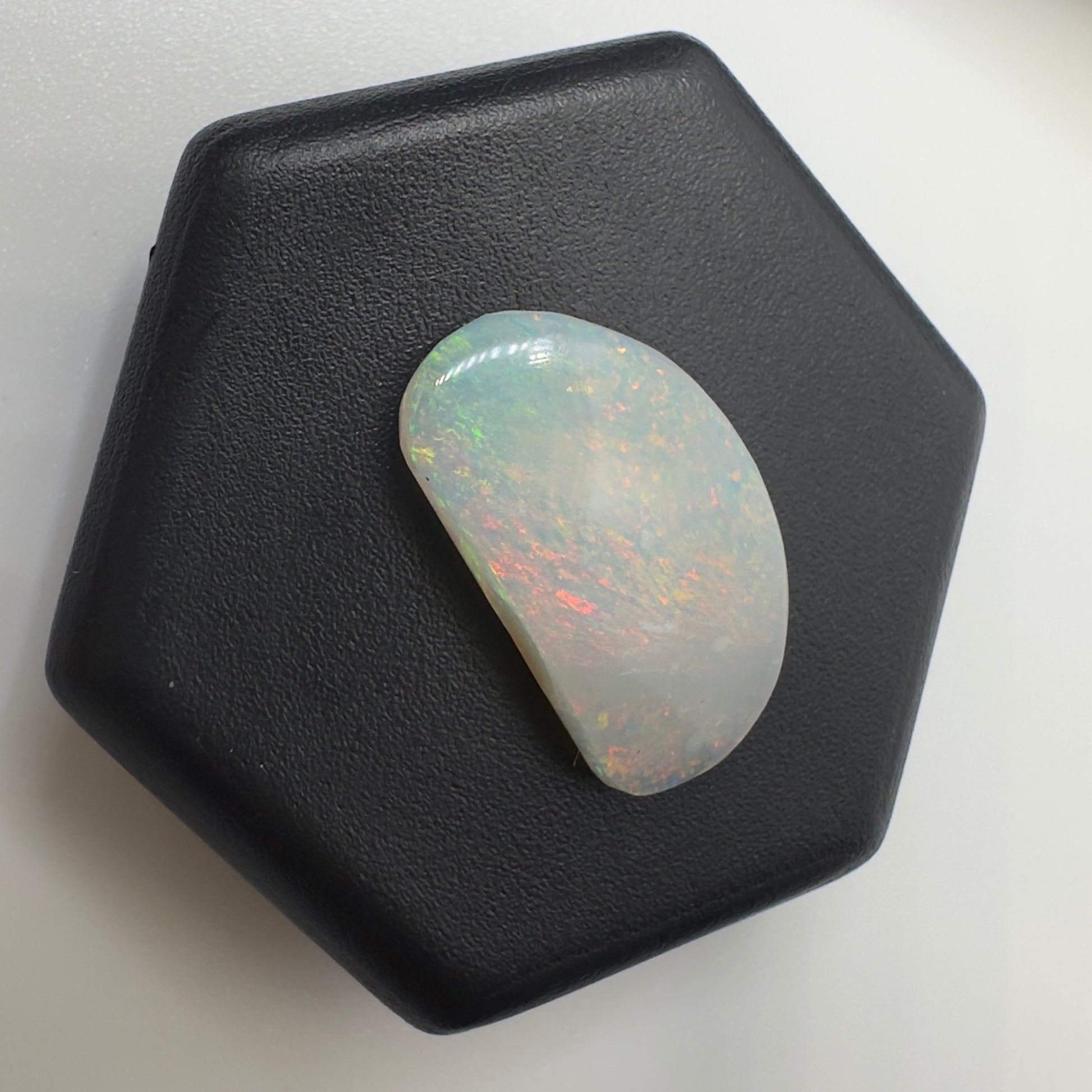 Australian Coober Pedy Opal 1.4carat Solid Hand Cut Luxury - Iona Opal Australia