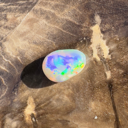 Lightning Ridge Semi Black Opal 0.9carat Solid Hand-Cut