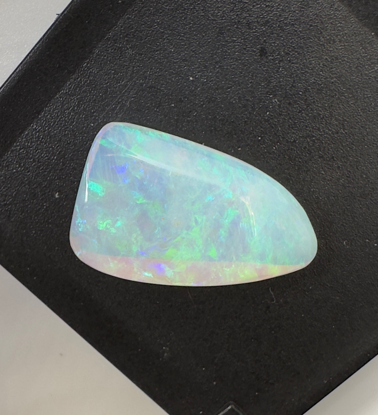 Australian Lightning Ridge Crystal Opal 7.8carat Solid Hand Cut Luxury - Iona Opal Australia