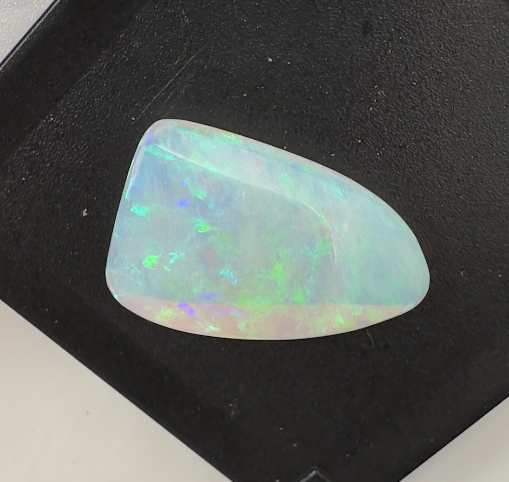 Australian Lightning Ridge Crystal Opal 7.8carat Solid Hand Cut Luxury - Iona Opal Australia