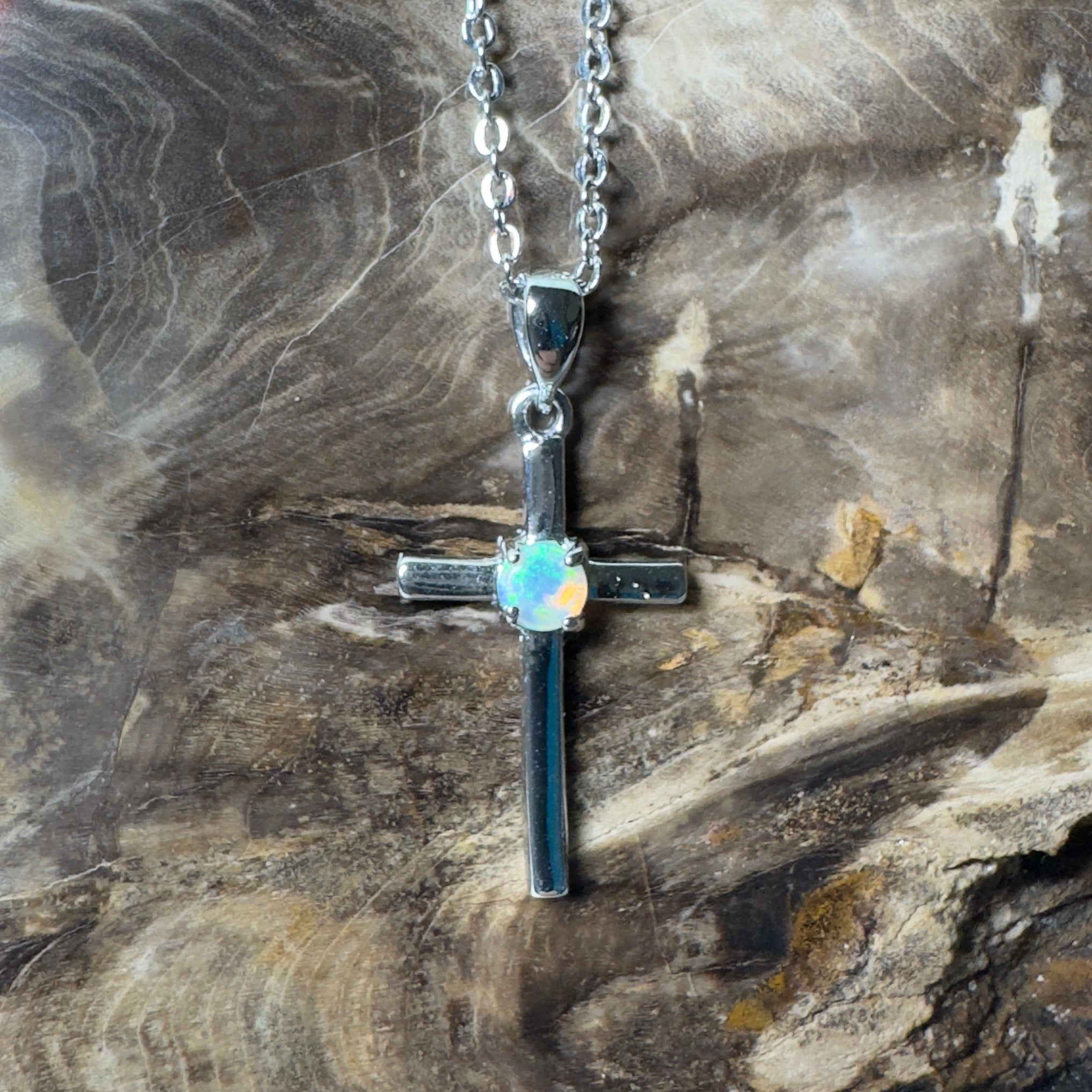 Coral Sea Lightfall ~ 0.2ct Lightning Ridge Crystal Opal 925 Silver Pendant