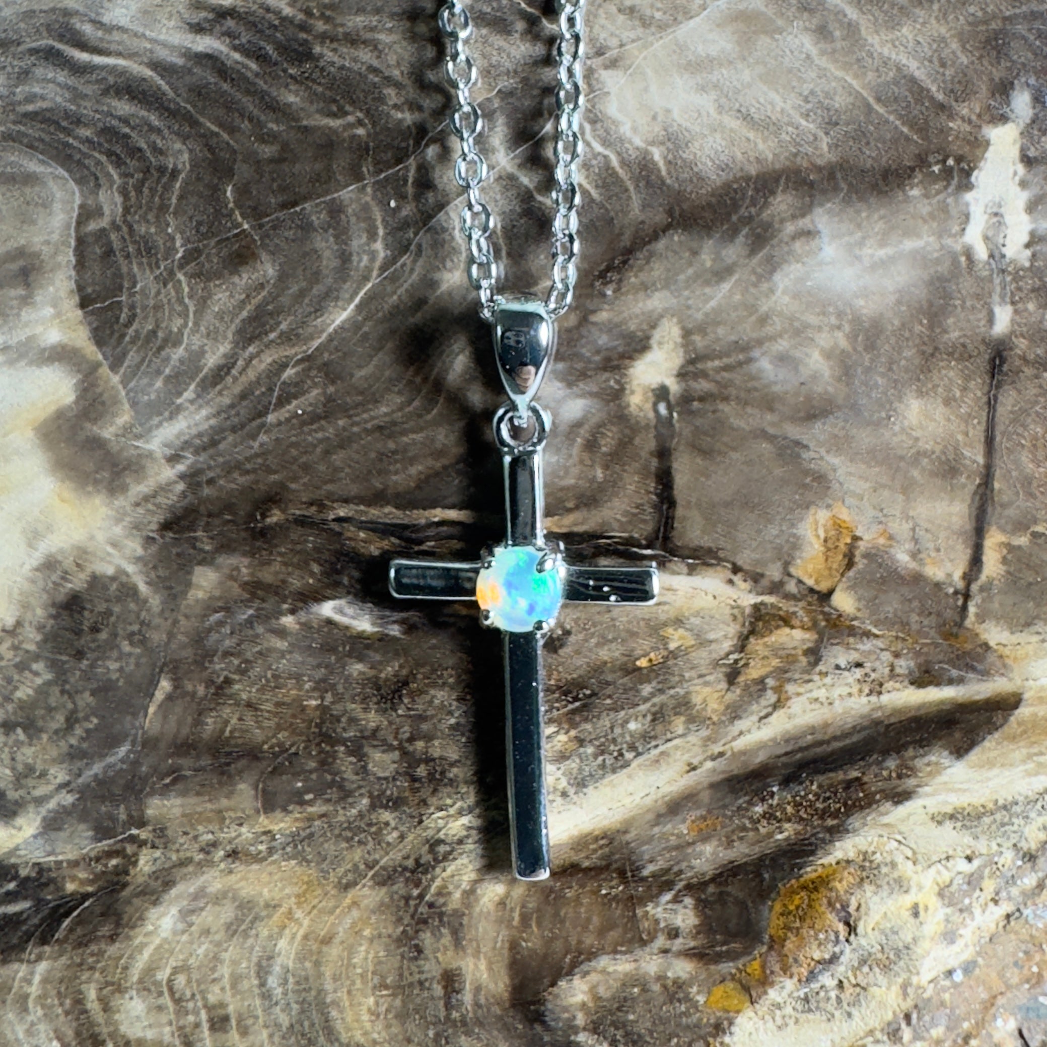 Coral Sea Lightfall ~ 0.2ct Lightning Ridge Crystal Opal 925 Silver Pendant