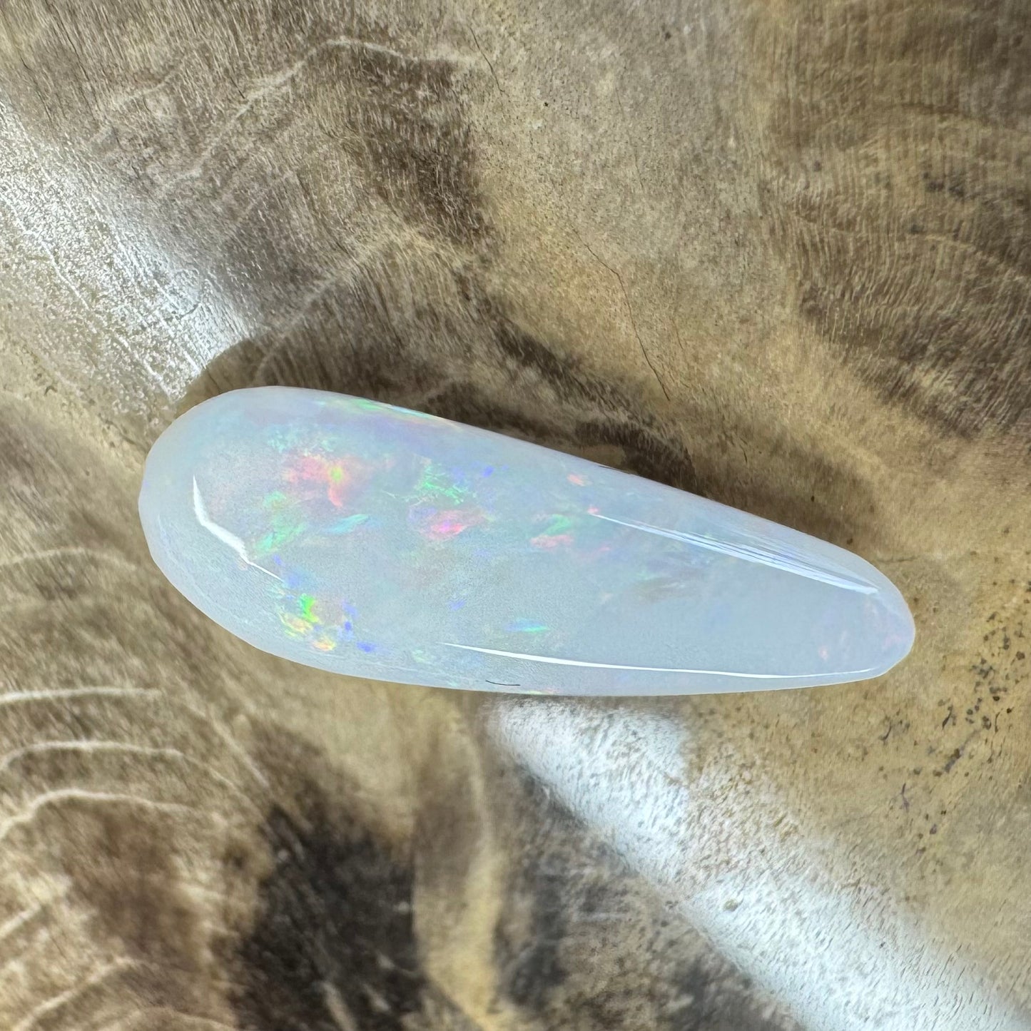 Hand-Cut Solid Coober Pedy Opal 2.0carat