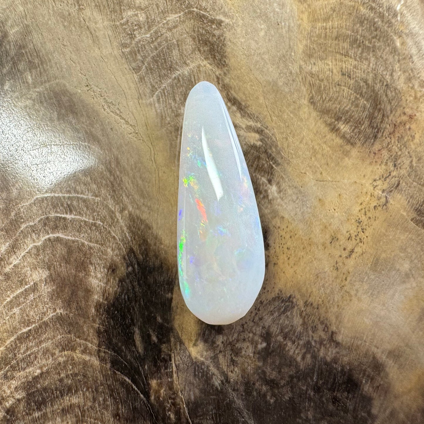 Hand-Cut Solid Coober Pedy Opal 2.0carat