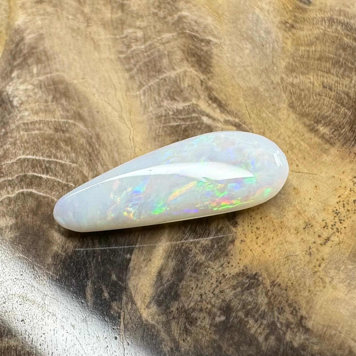 Hand-Cut Solid Coober Pedy Opal 2.0carat