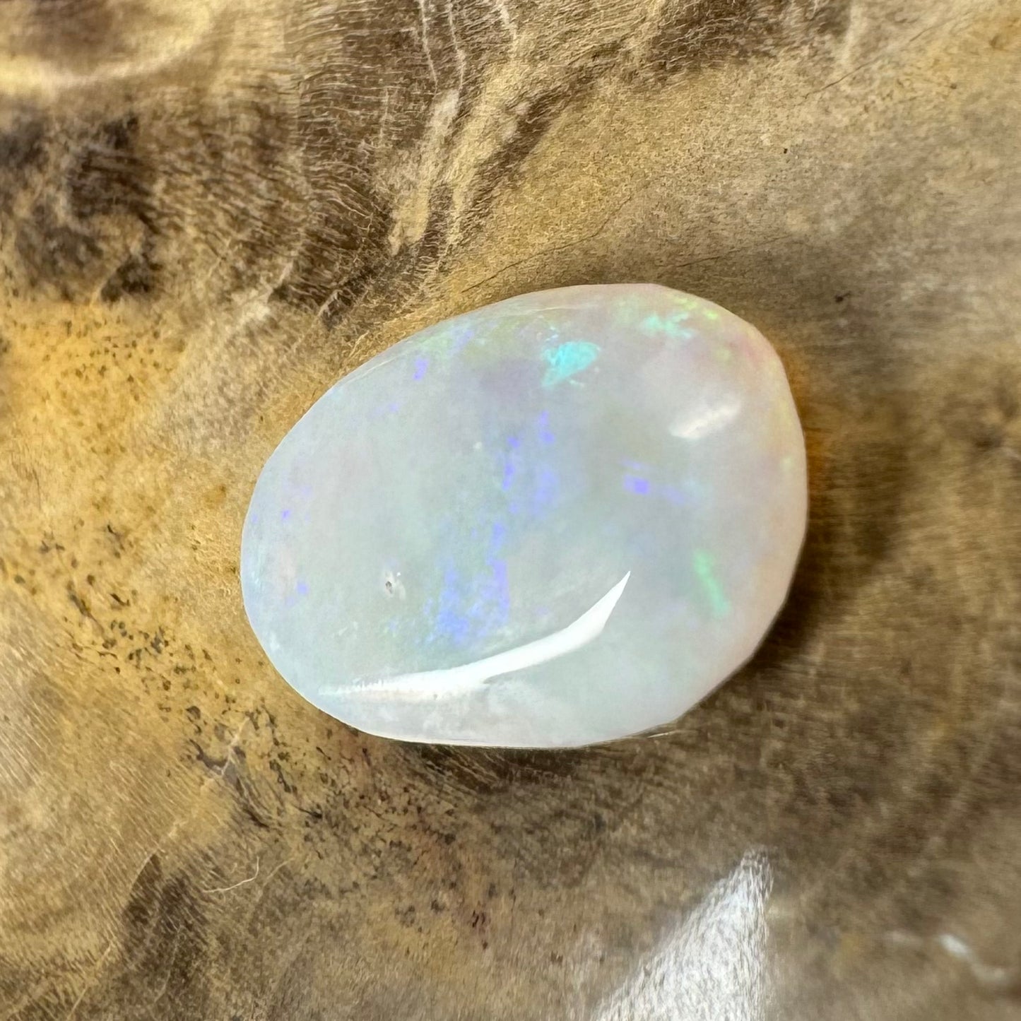 Hand-Cut Solid Lightning Ridge Opal 1.2carat