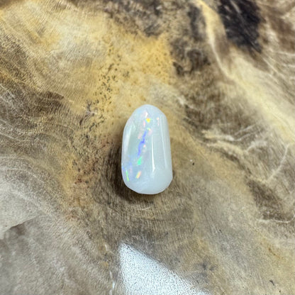 Hand-Cut Solid Lightning Ridge Opal 0.7carat