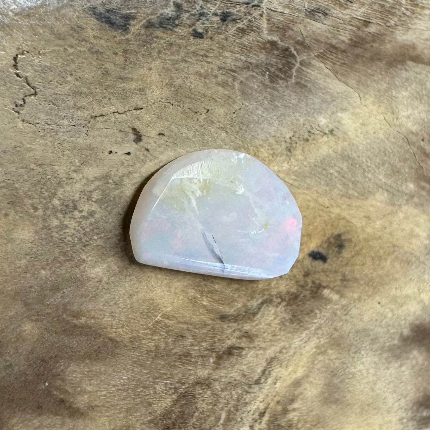 Hand-Cut Solid Coober Pedy Opal 0.5carat