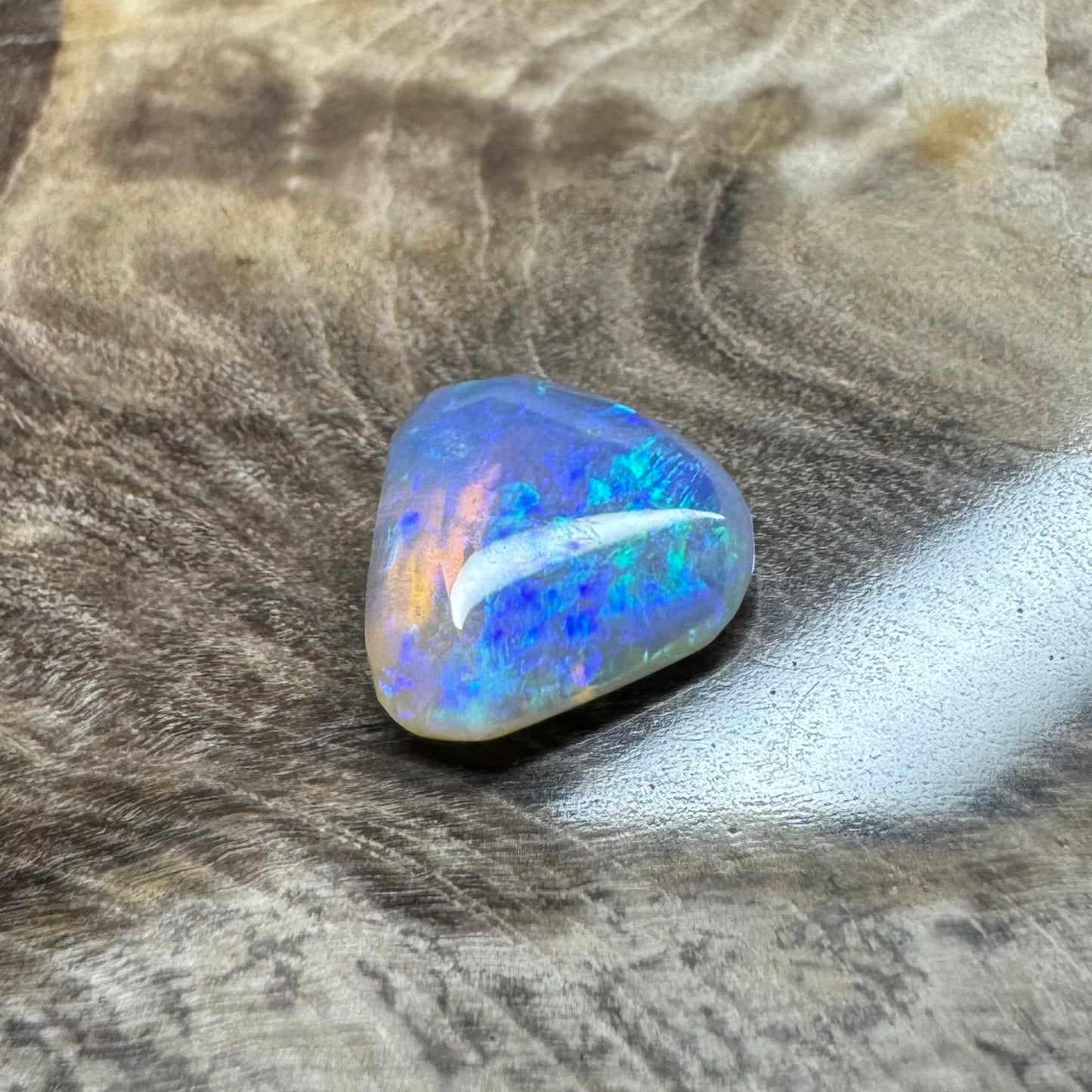 Hand-Cut Solid Lightning Ridge Opal 1.1carat