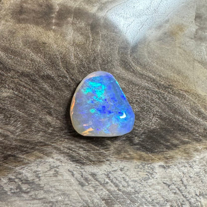 Hand-Cut Solid Lightning Ridge Opal 1.1carat