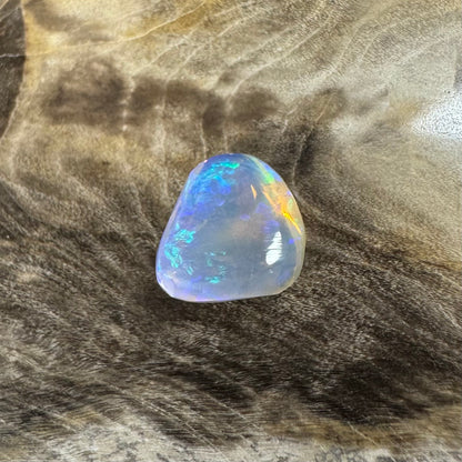 Hand-Cut Solid Lightning Ridge Opal 1.1carat