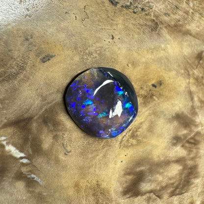 Hand-Cut Solid Lightning Ridge Opal 1.5carat