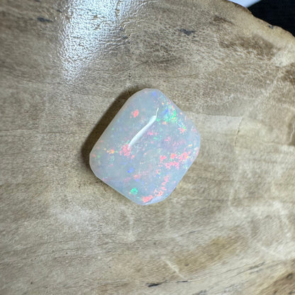 Hand-Cut Solid Coober Pedy Opal 0.9carat