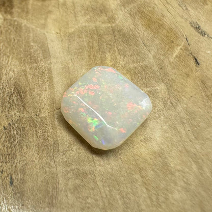 Hand-Cut Solid Coober Pedy Opal 0.9carat