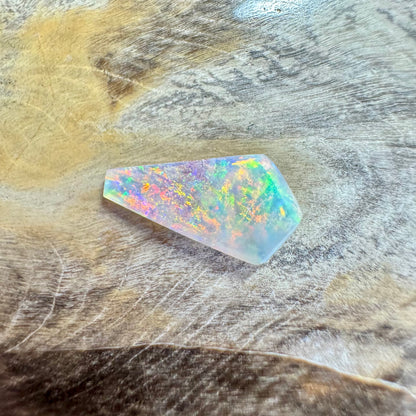 Hand-Cut Solid Lightning Ridge Black Opal 0.8carat