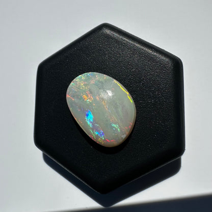 Lightning Ridge Opal 2.4carat Solid Hand-Cut Luxury - Iona Opal Australia