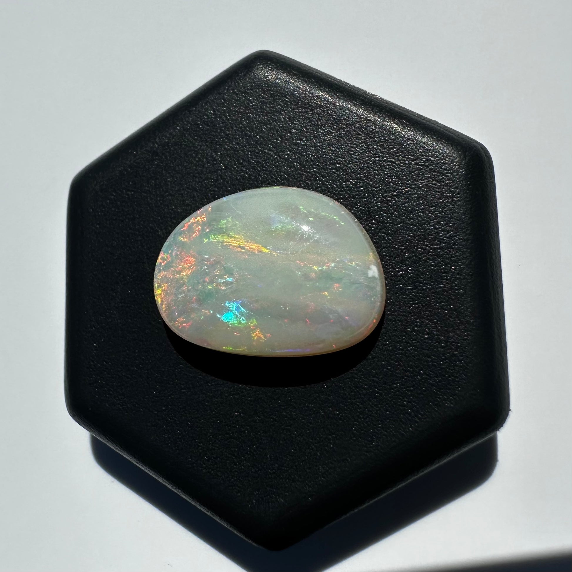 Lightning Ridge Opal 2.4carat Solid Hand-Cut Luxury - Iona Opal Australia