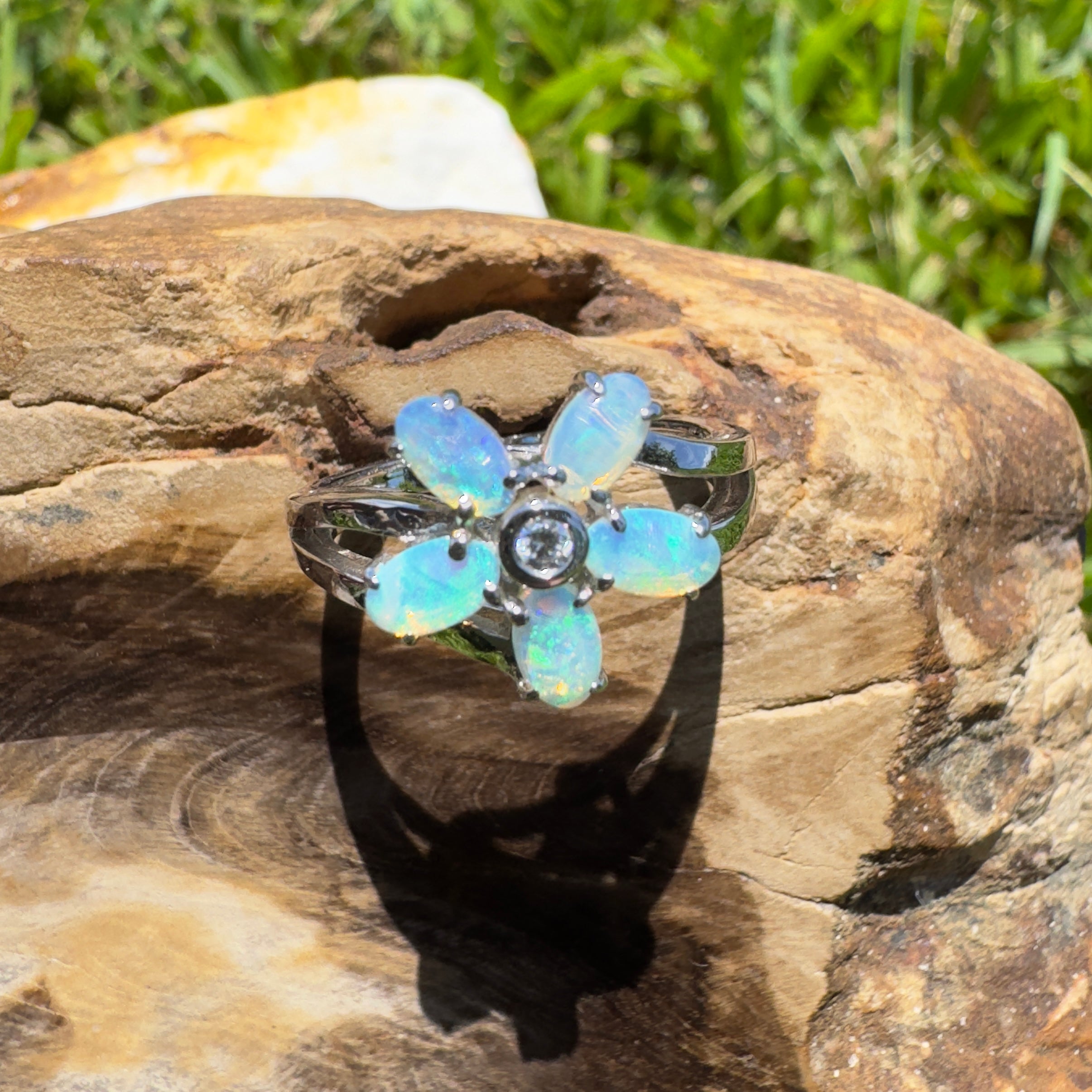 Jervis Blue Bloom – 1.5ct Solid Lightning Ridge Crystal Opal 925 Sterling Silver Ring