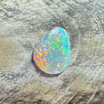 Hand-Cut Solid Lightning Ridge Semi Black Opal 0.4carat