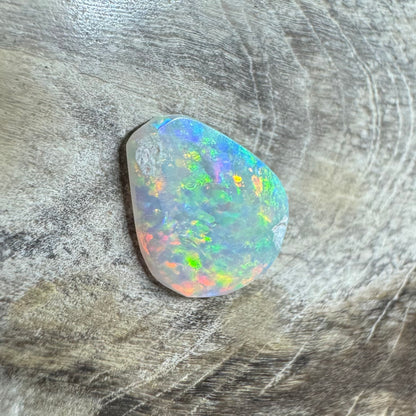 Hand-Cut Solid Lightning Ridge Semi Black Opal 0.4carat