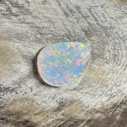 Hand-Cut Solid Lightning Ridge Semi Black Opal 0.4carat