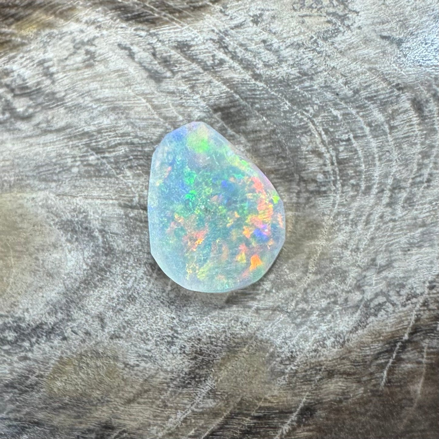 Hand-Cut Solid Lightning Ridge Semi Black Opal 0.4carat