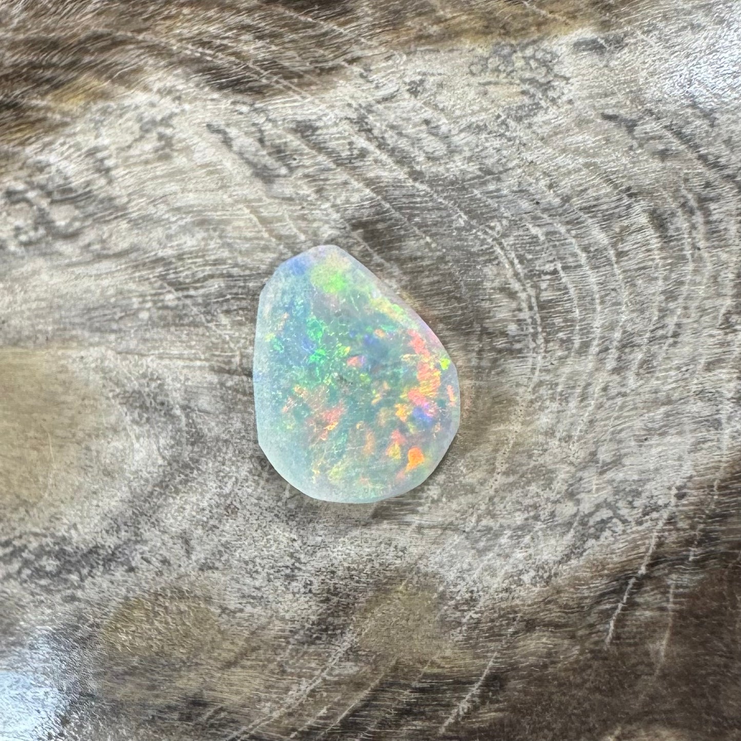 Hand-Cut Solid Lightning Ridge Semi Black Opal 0.4carat