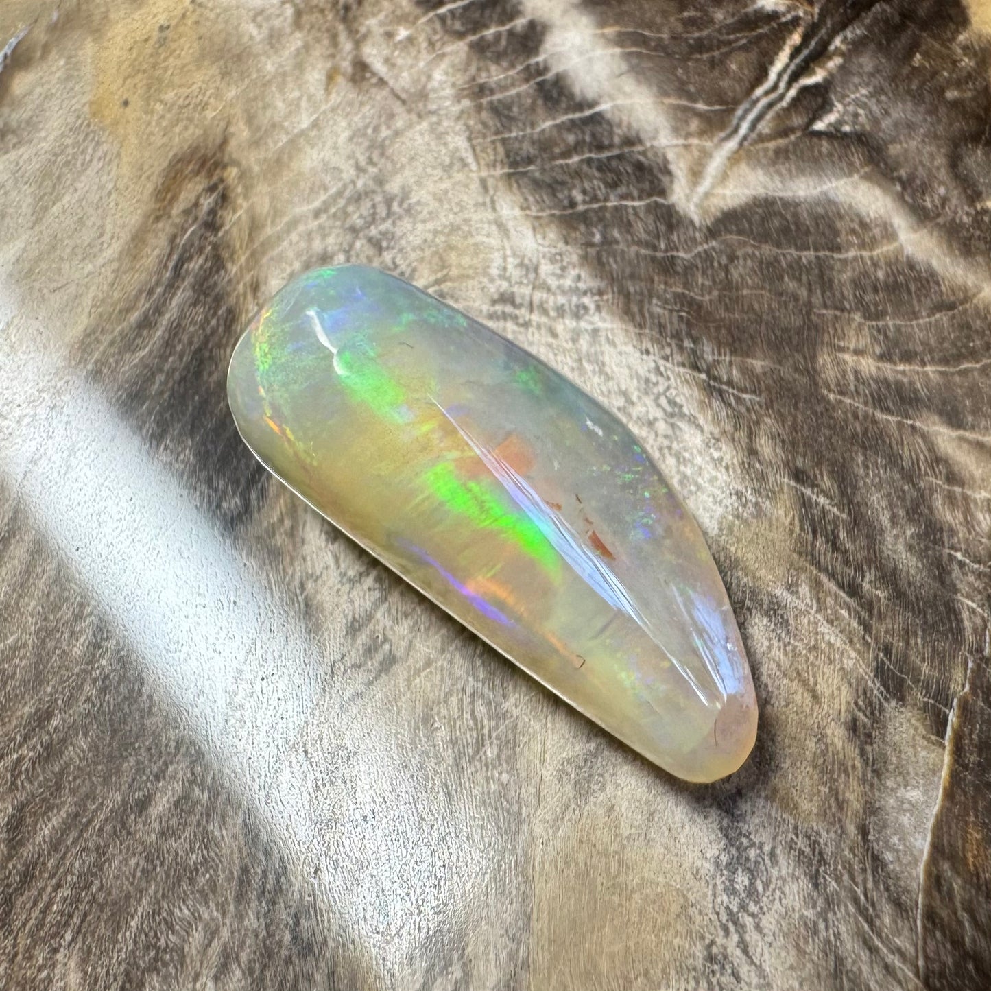 Lightning Ridge Crystal Opal 9carat Solid Hand-Cut Luxury