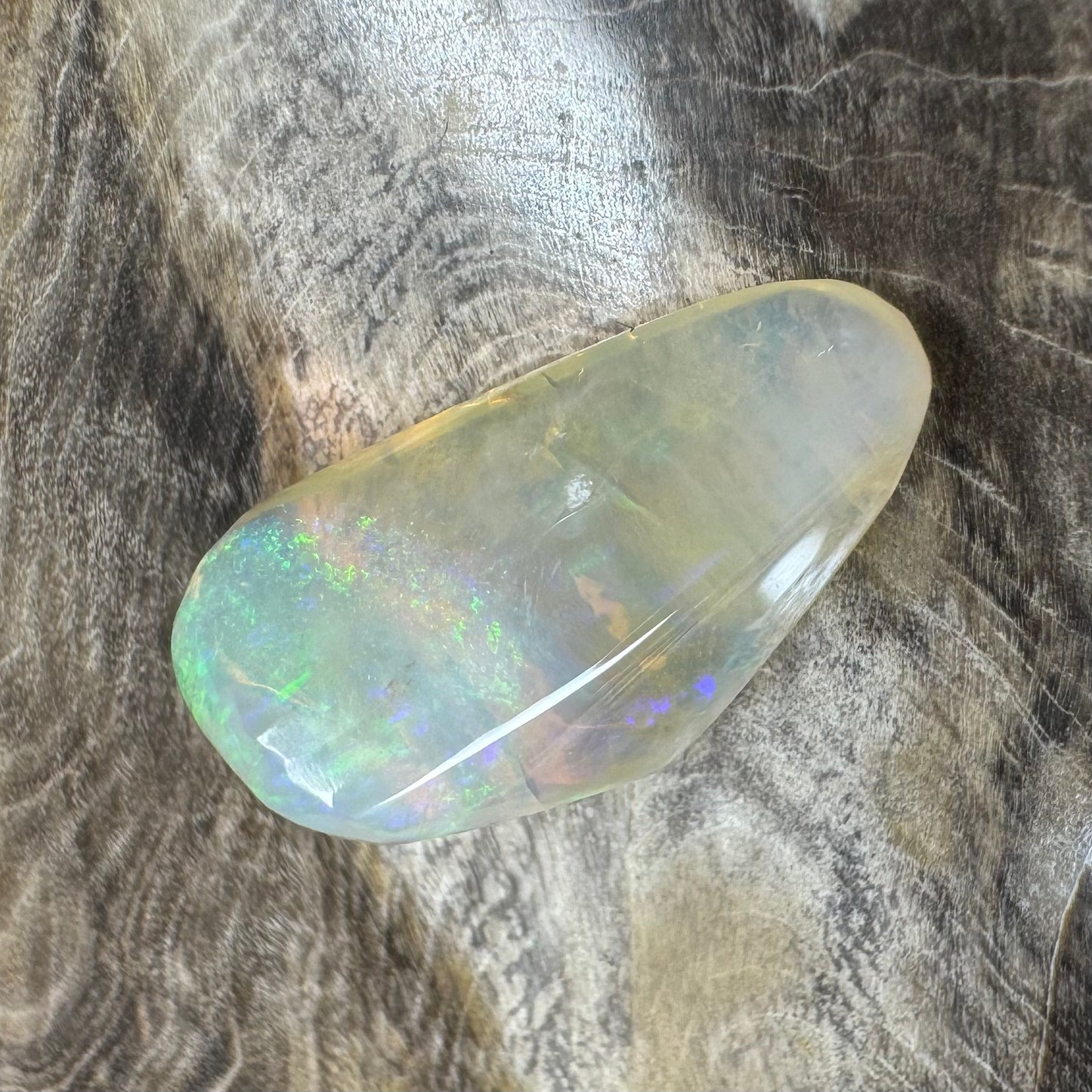 Lightning Ridge Crystal Opal 9carat Solid Hand-Cut Luxury