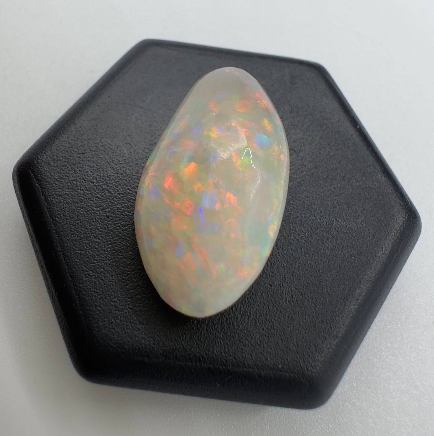 Australian Coober Pedy Opal 3.5carat Solid Hand Cut Luxury - Iona Opal Australia