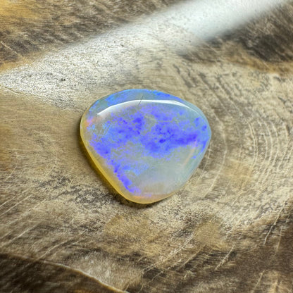 Hand-Cut Solid Lightning Ridge Opal 1.8carat