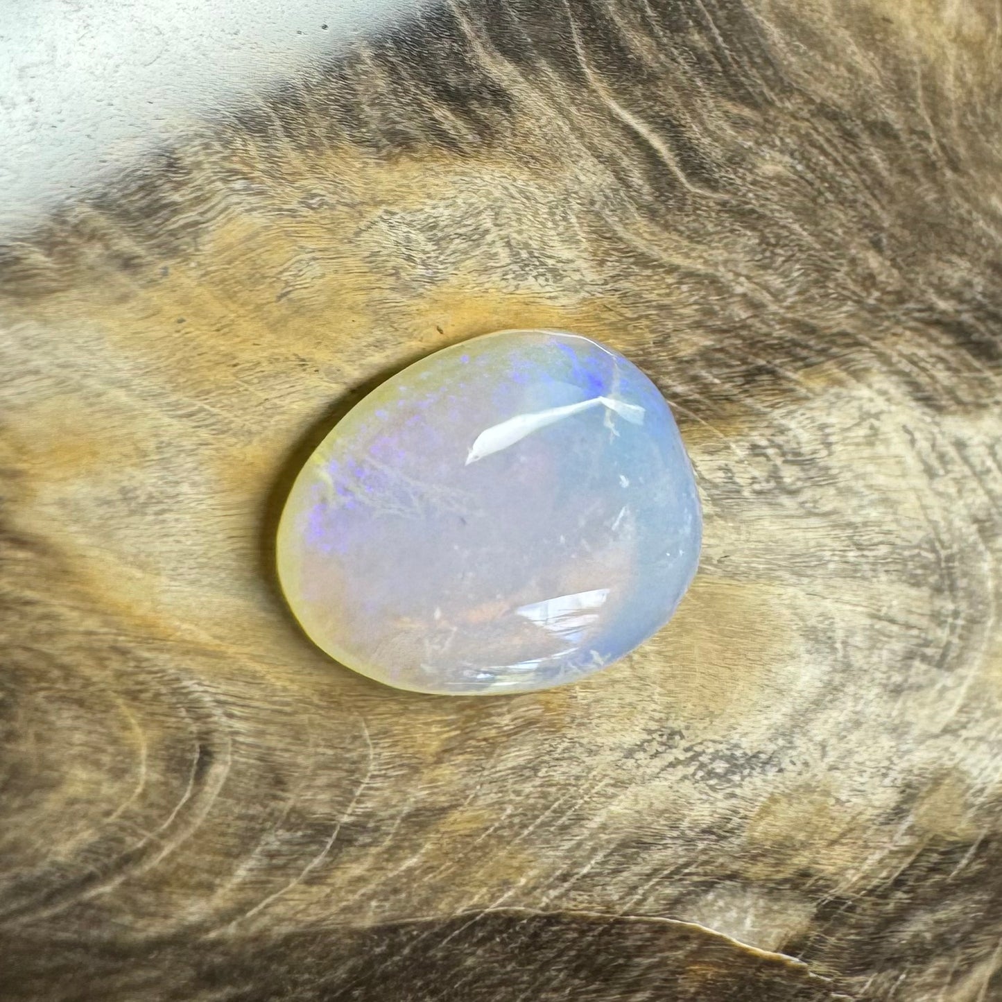 Hand-Cut Solid Lightning Ridge Opal 4.7carat