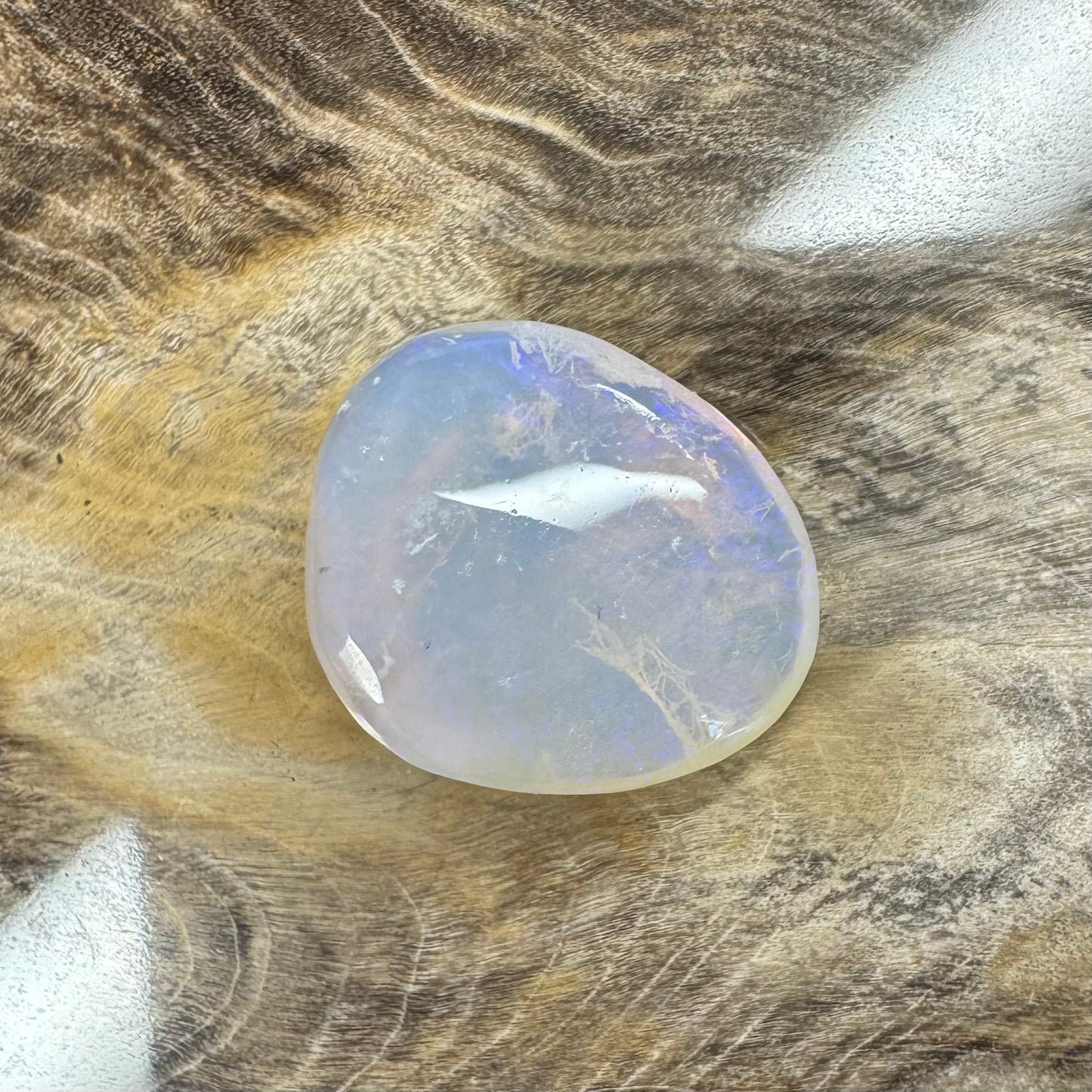 Hand-Cut Solid Lightning Ridge Opal 4.7carat