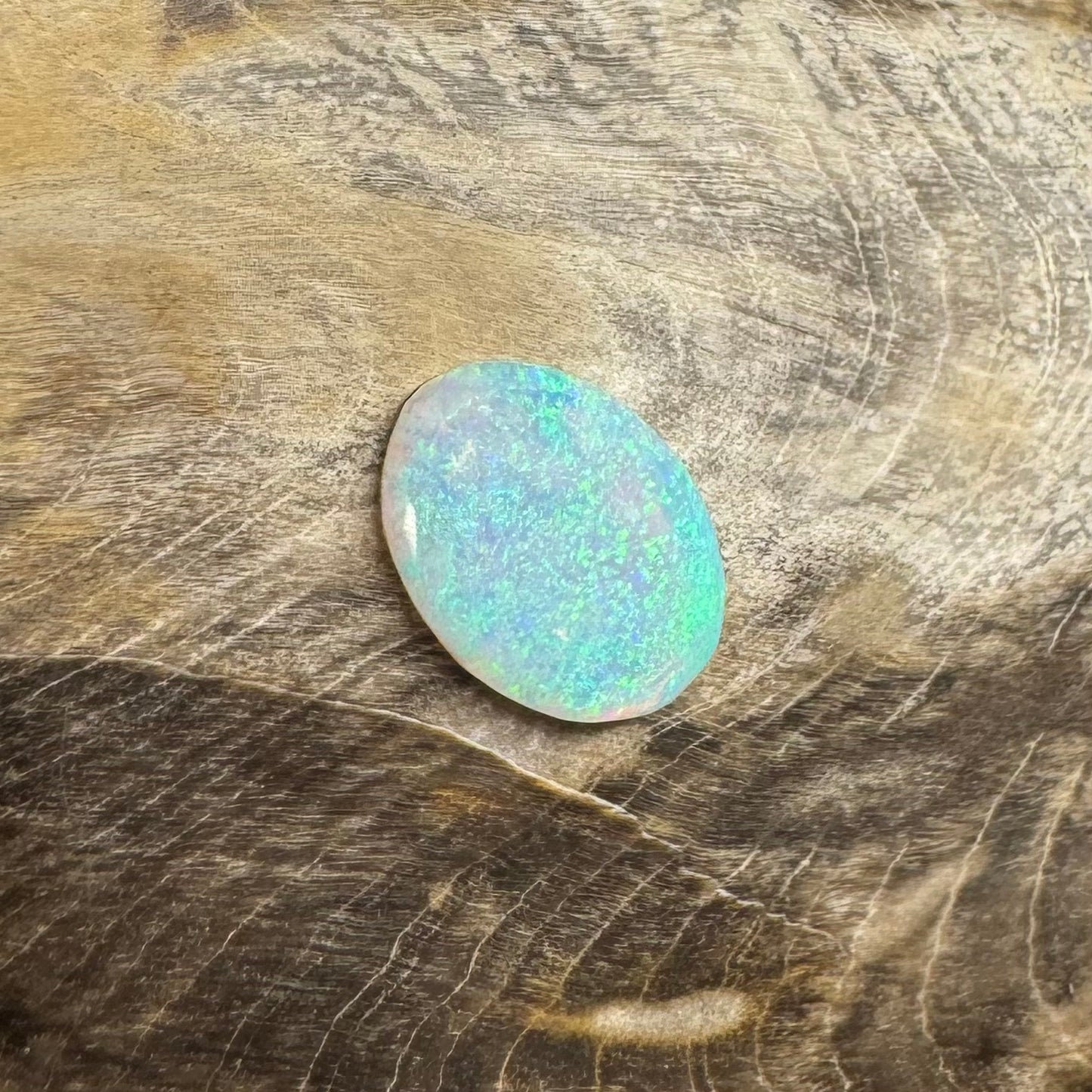 Lightning Ridge Opal 1.0carat Solid Hand-Cut Luxury