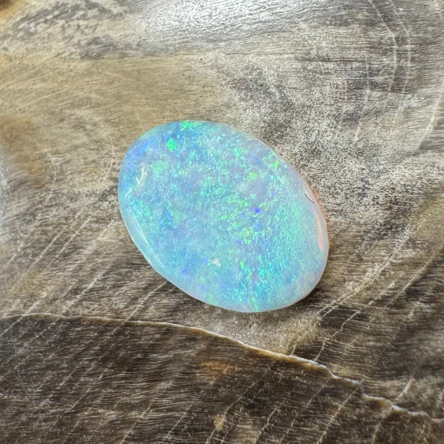 Lightning Ridge Opal 1.0carat Solid Hand-Cut Luxury