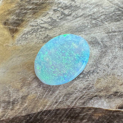 Lightning Ridge Opal 1.0carat Solid Hand-Cut Luxury