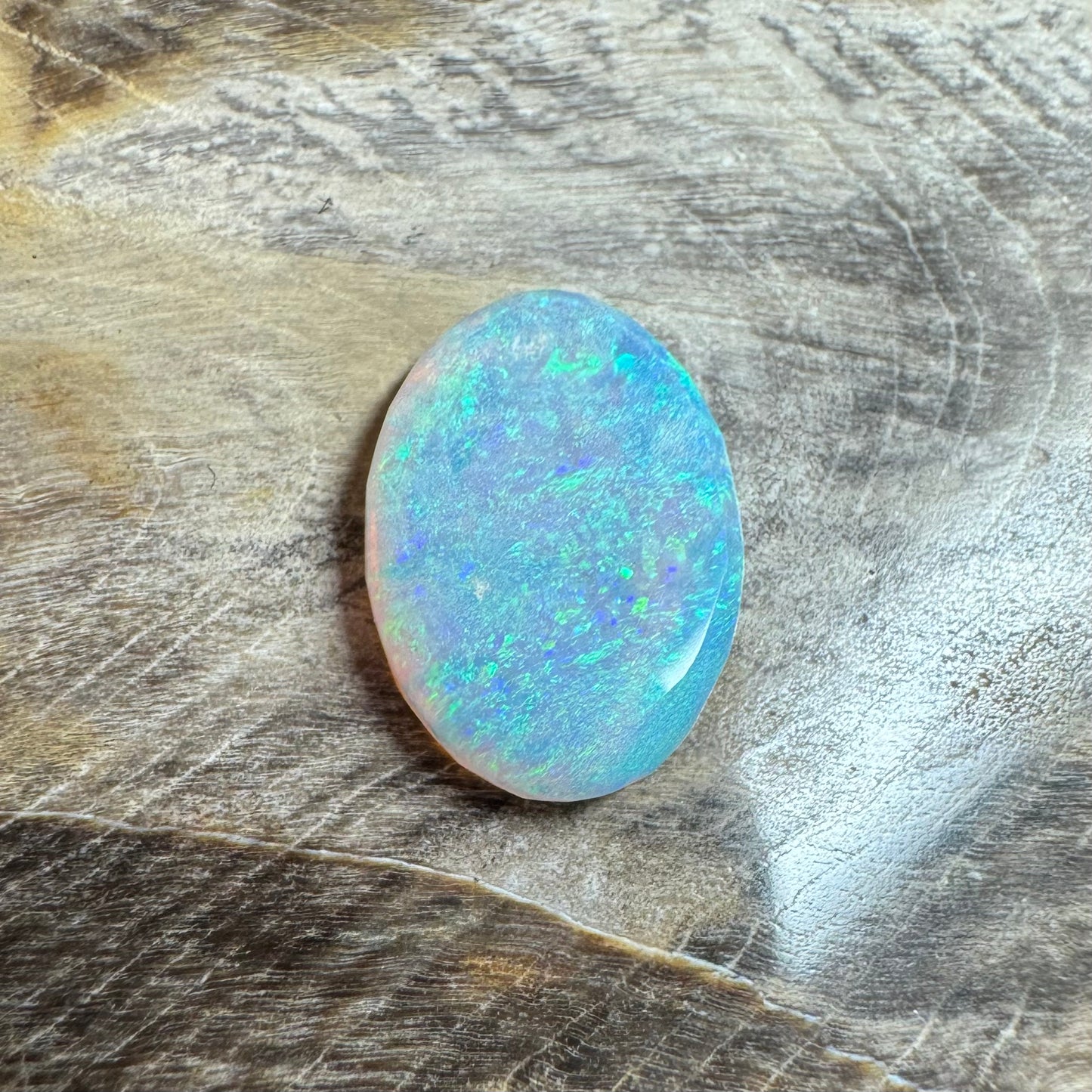 Lightning Ridge Opal 1.0carat Solid Hand-Cut Luxury