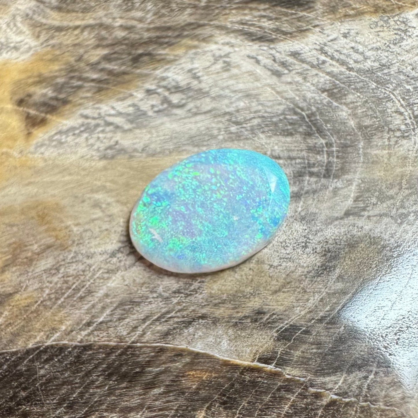 Lightning Ridge Opal 1.0carat Solid Hand-Cut Luxury