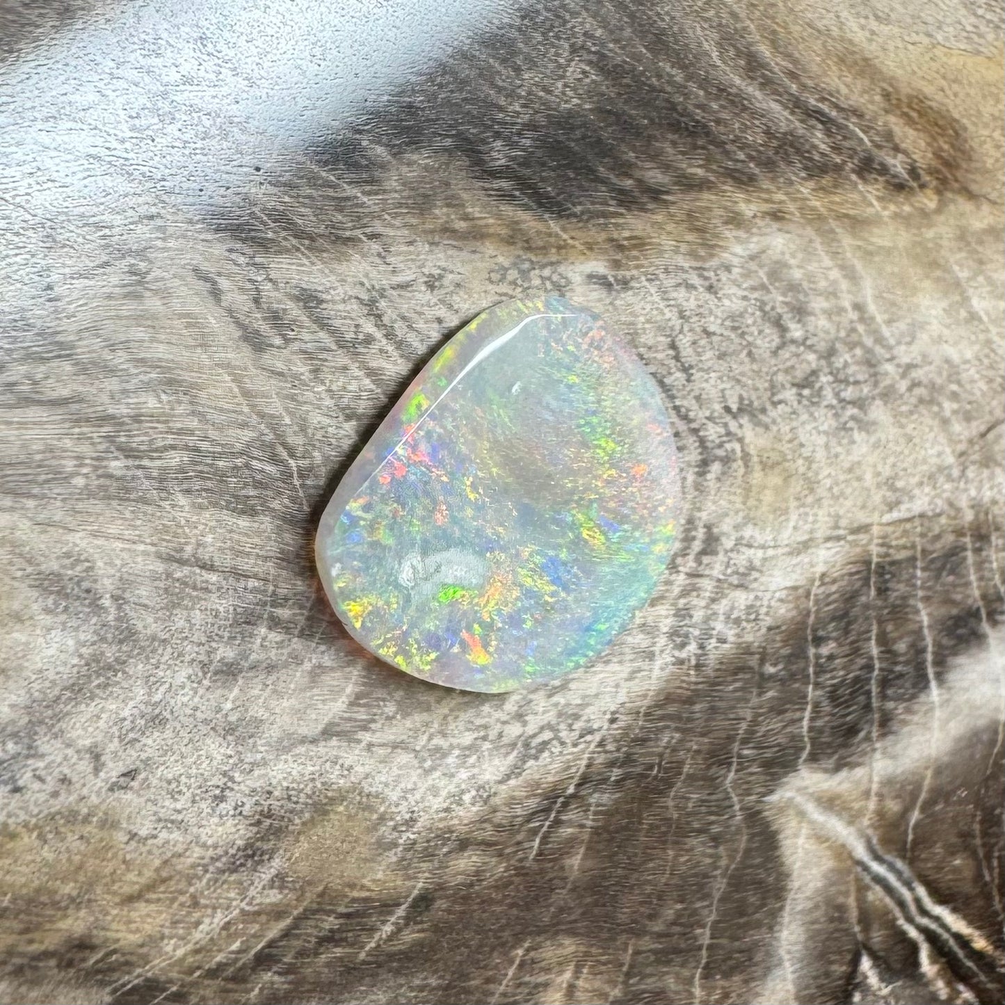 Hand-Cut Solid Lightning Ridge Opal 1.2carat