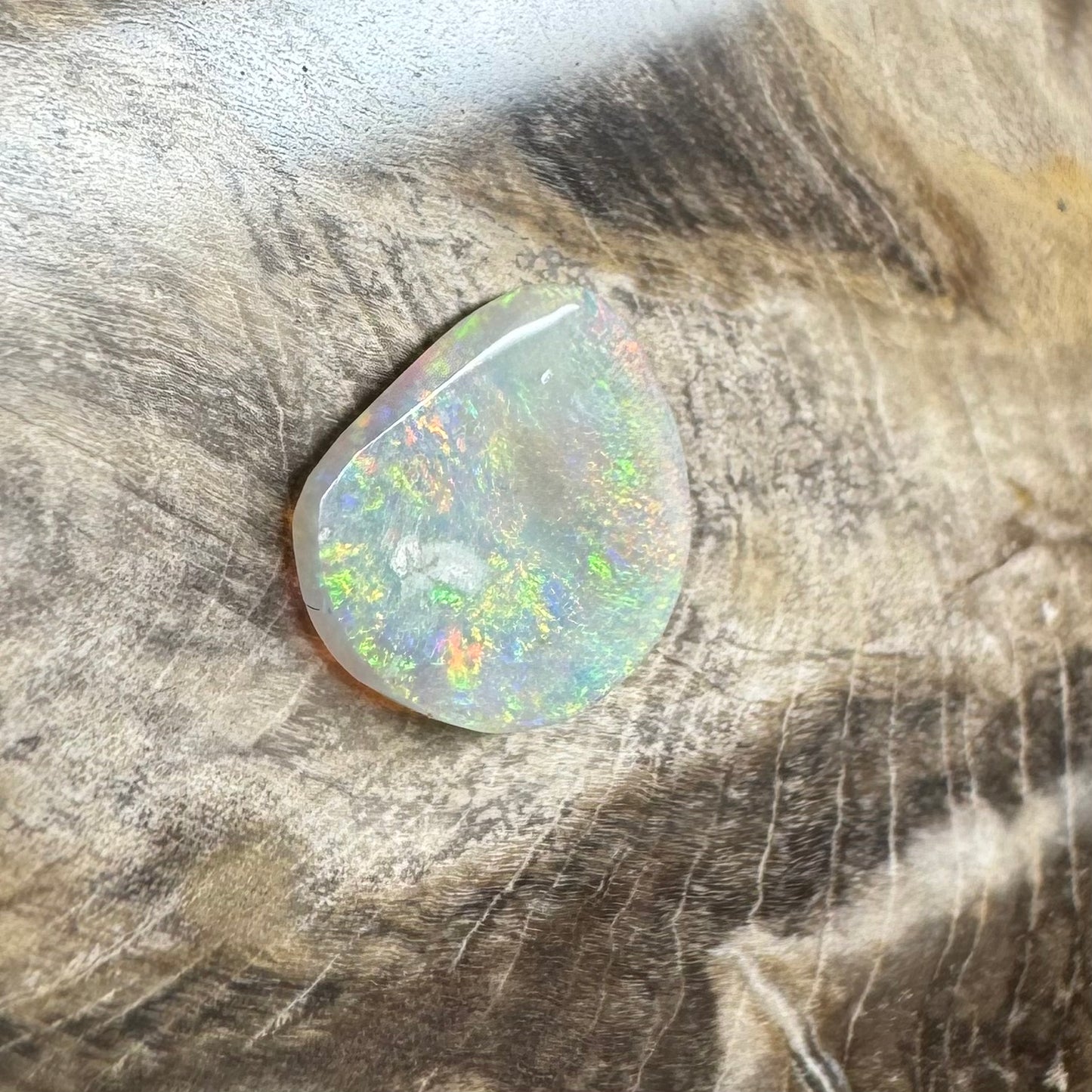 Hand-Cut Solid Lightning Ridge Opal 1.2carat