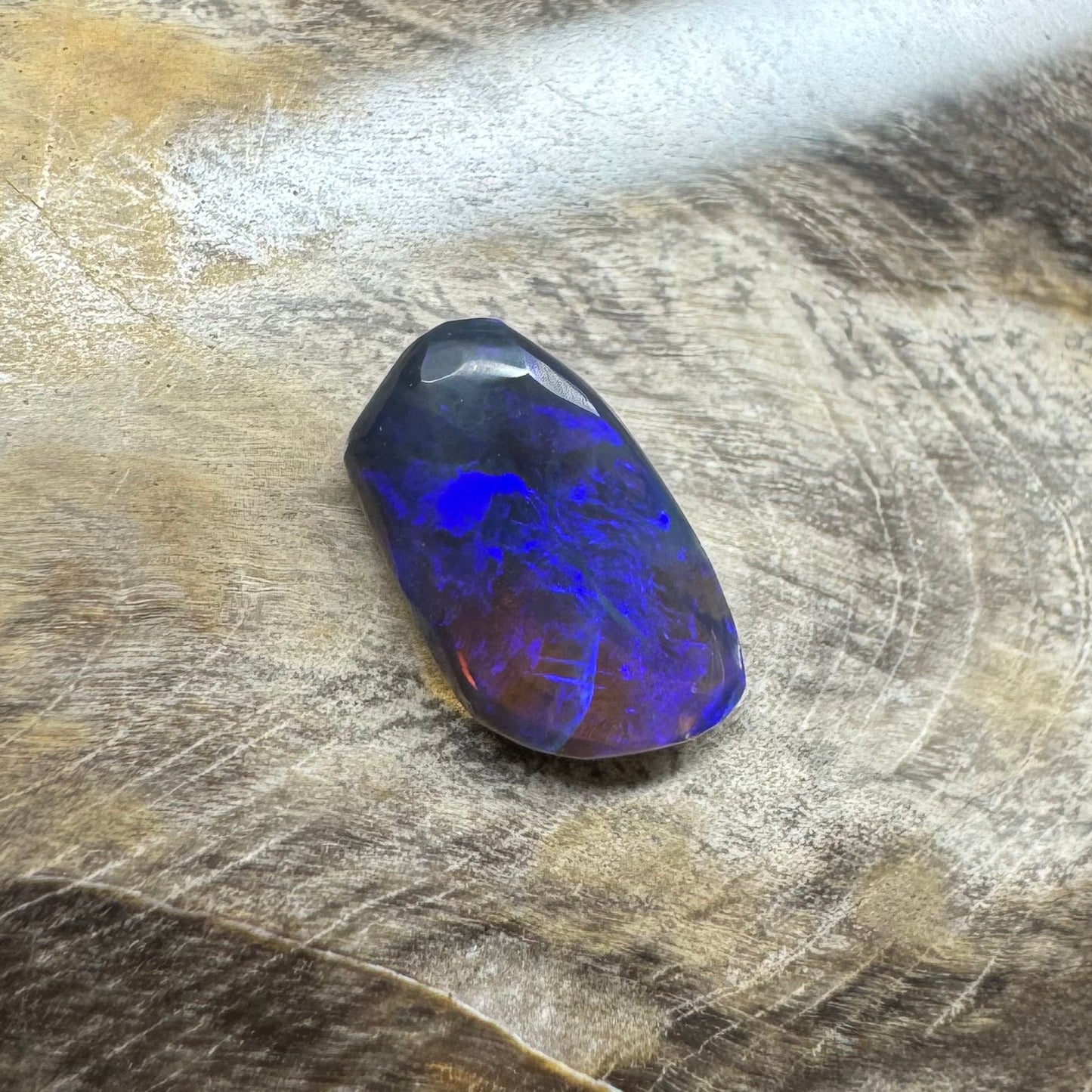 Hand-Cut Solid Lightning Ridge Black Opal 1.7carat